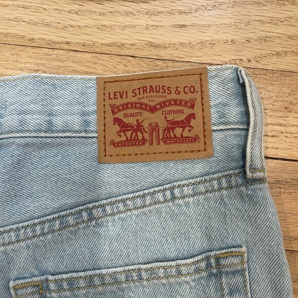 Levi Strauss & Co Icon Mini Denim Skirt NWOT SIze 24 - Picture 8 of 9